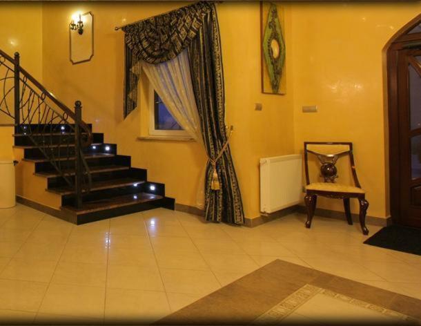 Hotel Andersen Rzeszów Extérieur photo